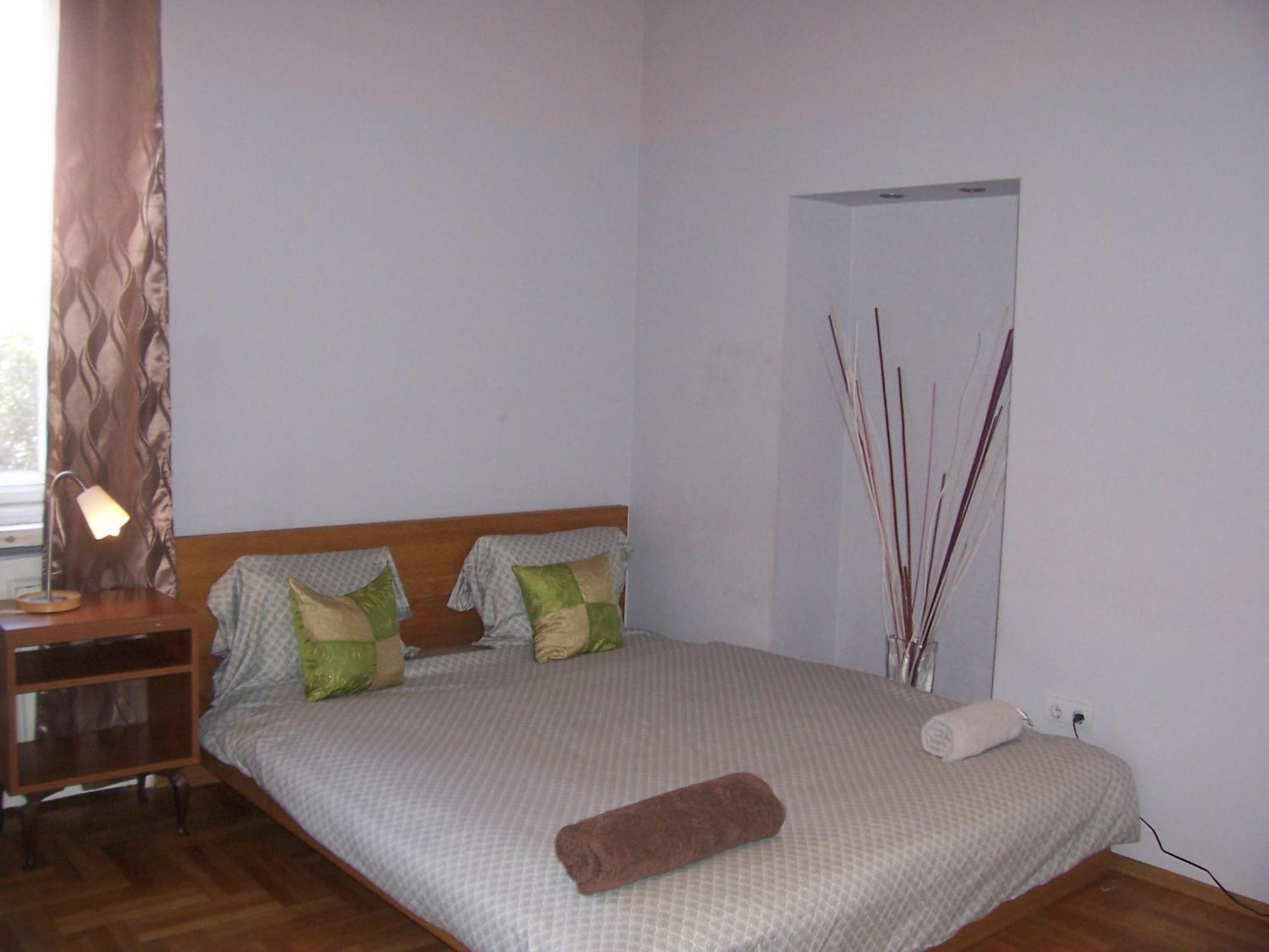 T & E Apartment Budapest Exterior foto